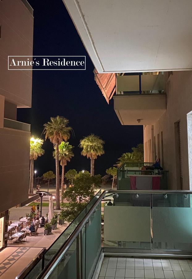 Arnie'S - Seaside Promenade Residence فلورا المظهر الخارجي الصورة